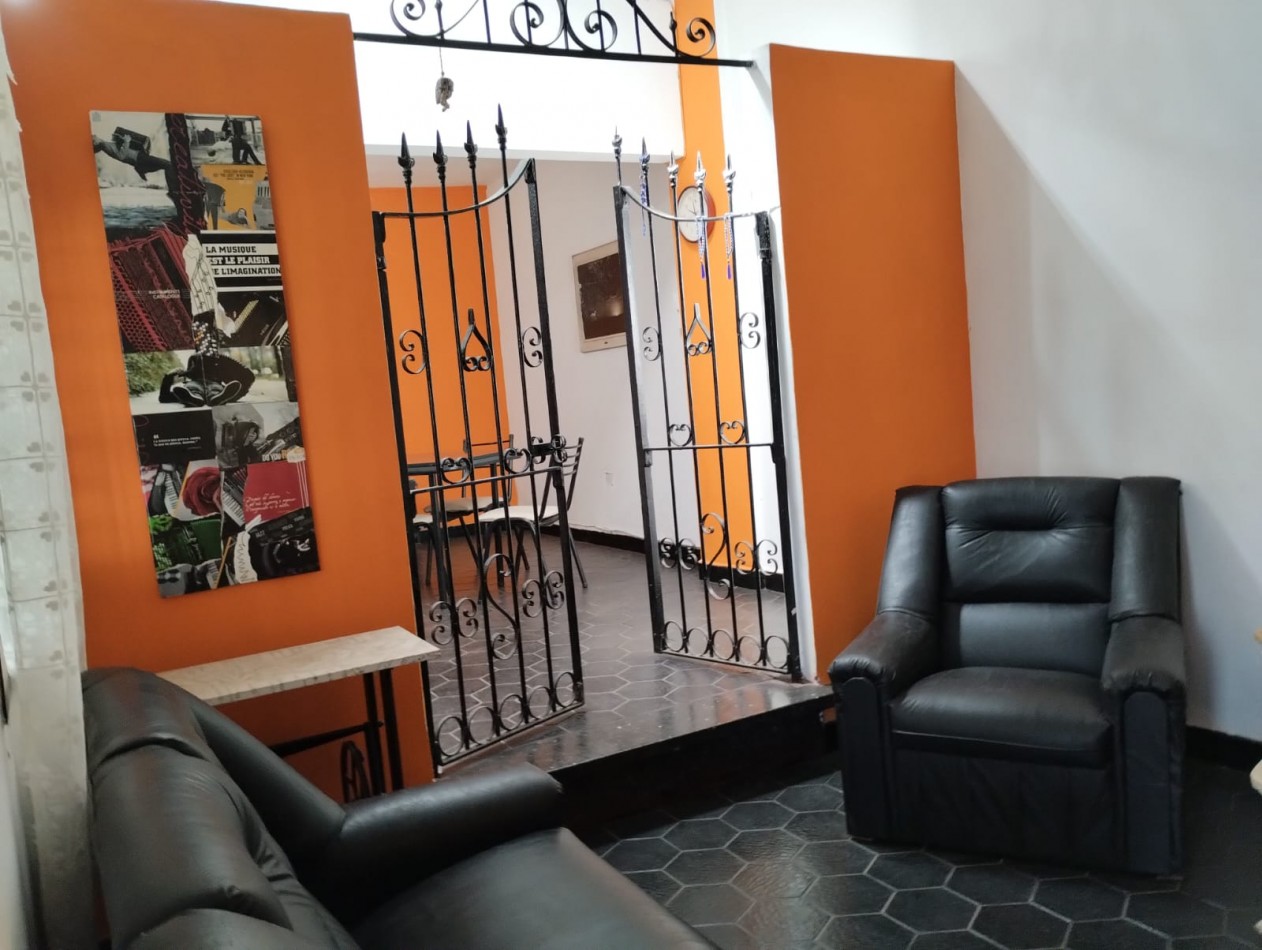 OPORTUNIDAD DE COMPRA , ESTA CASA DE DOS DORMITORIOS  ES PARA VOS !!!!!!