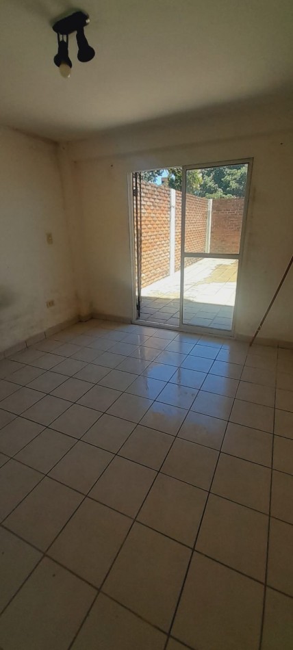 En venta oportunidad planta baja con patio San Luis 735