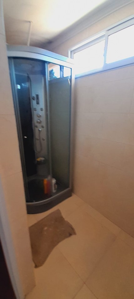 En venta gran propiedad de 3 dormitorios zona Garrigo y Provincias Unidas 