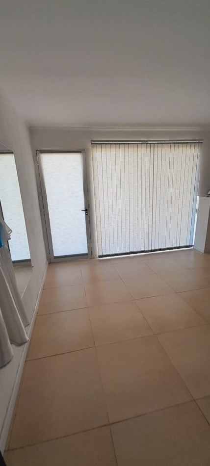 En venta gran propiedad de 3 dormitorios zona Garrigo y Provincias Unidas 