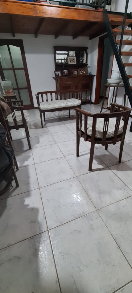 En venta  hermosa casa con pileta en predio zona sur 