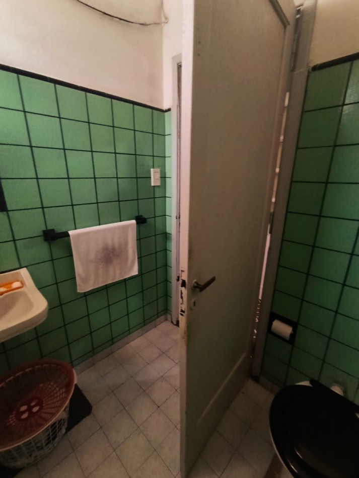 En venta casa 2 dormitorios con gran terreno 