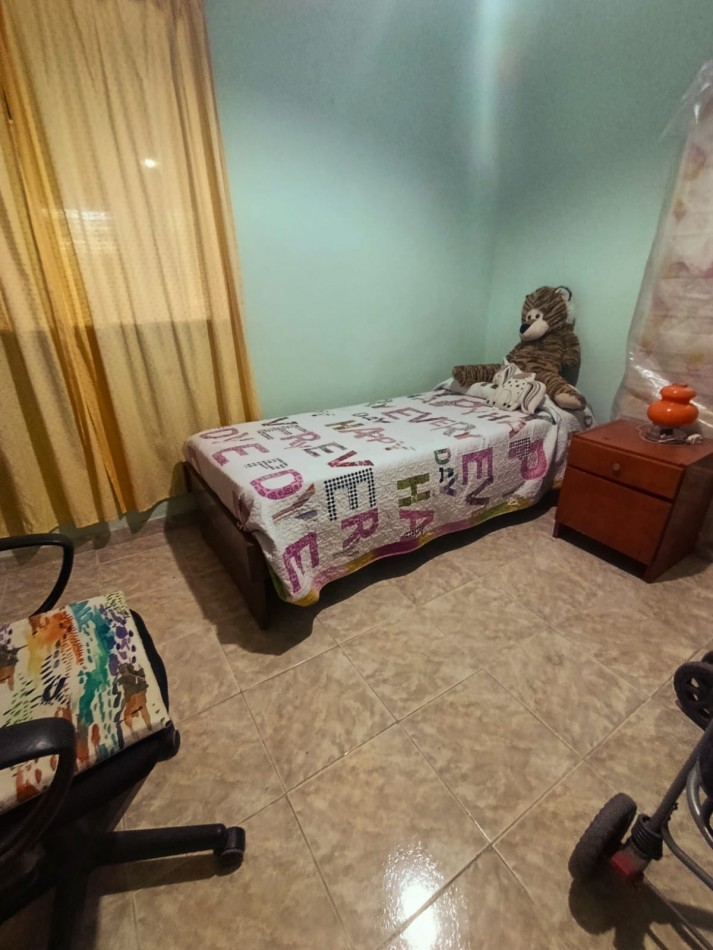 En venta hermosa casa de 3 dormitorios mas salon 