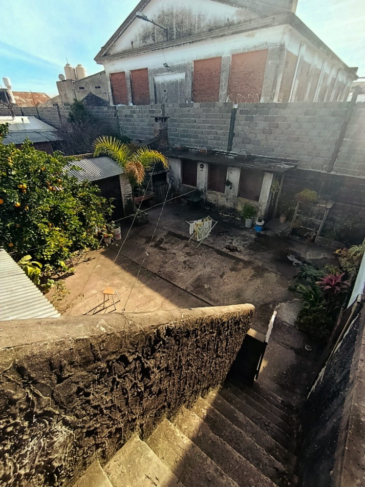 En venta hermosa casa de 3 dormitorios mas salon 