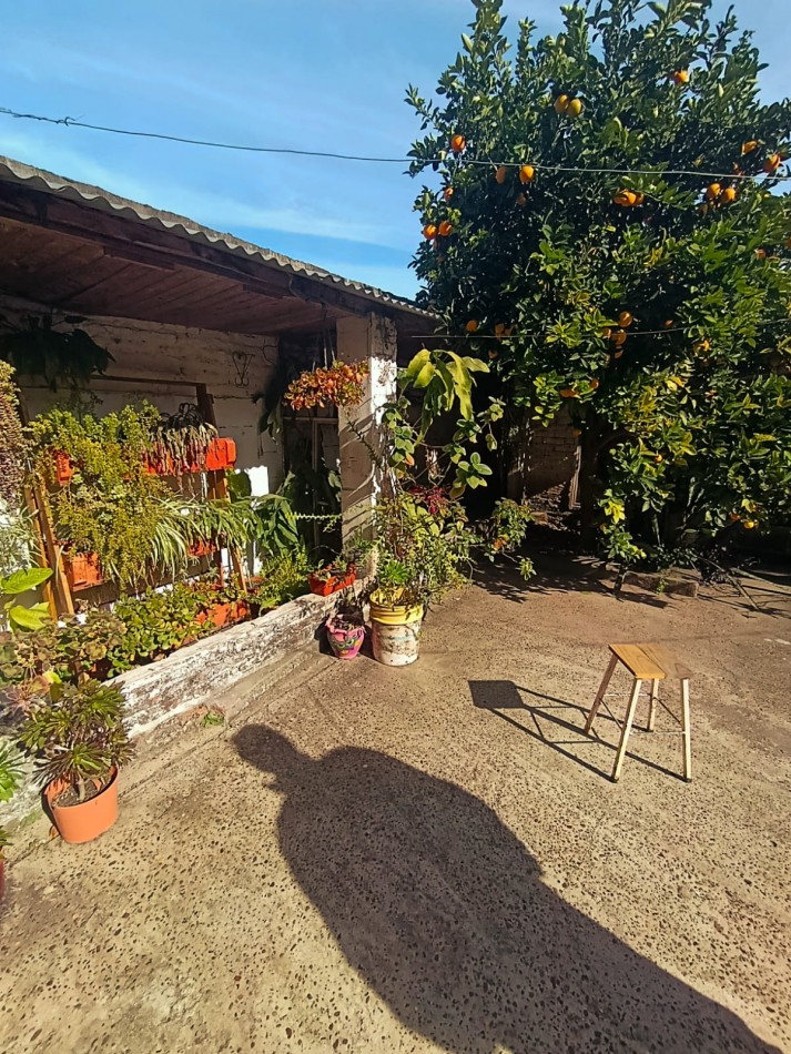 En venta hermosa casa de 3 dormitorios mas salon 