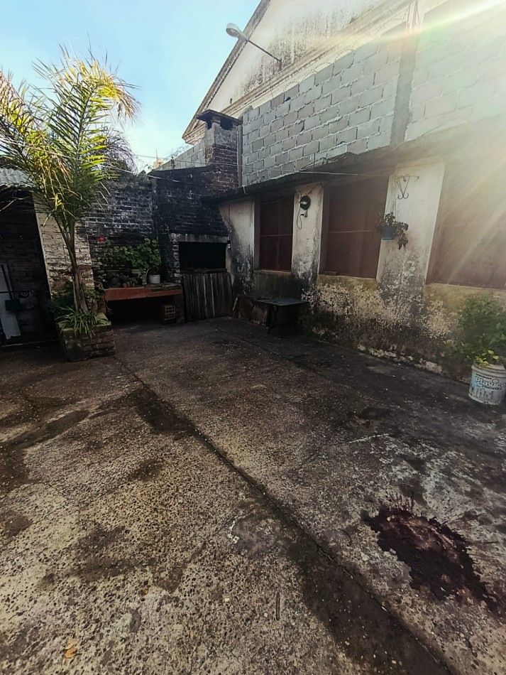 En venta hermosa casa de 3 dormitorios mas salon 