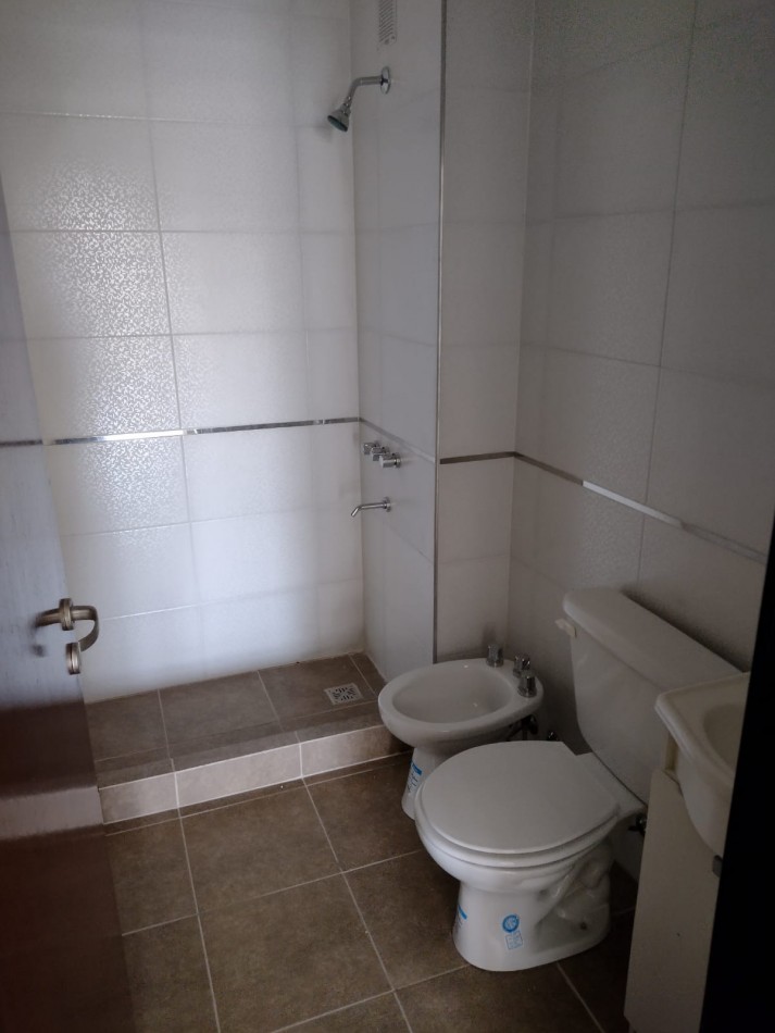 En venta departamento 1 dormitorio zona Saenz Peña