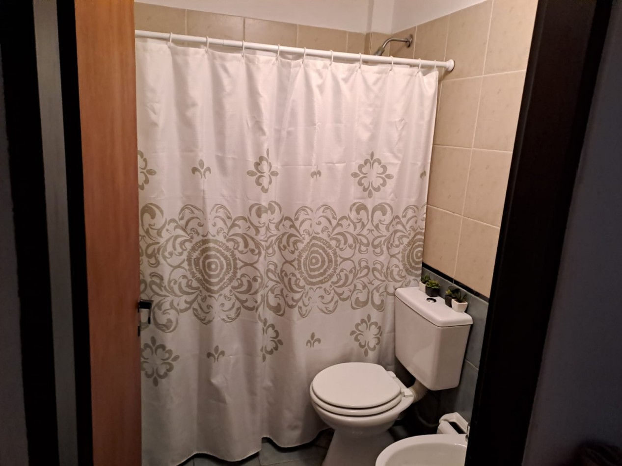 En venta hermoso y amplio departamento 1 dormitorio pleno centro 