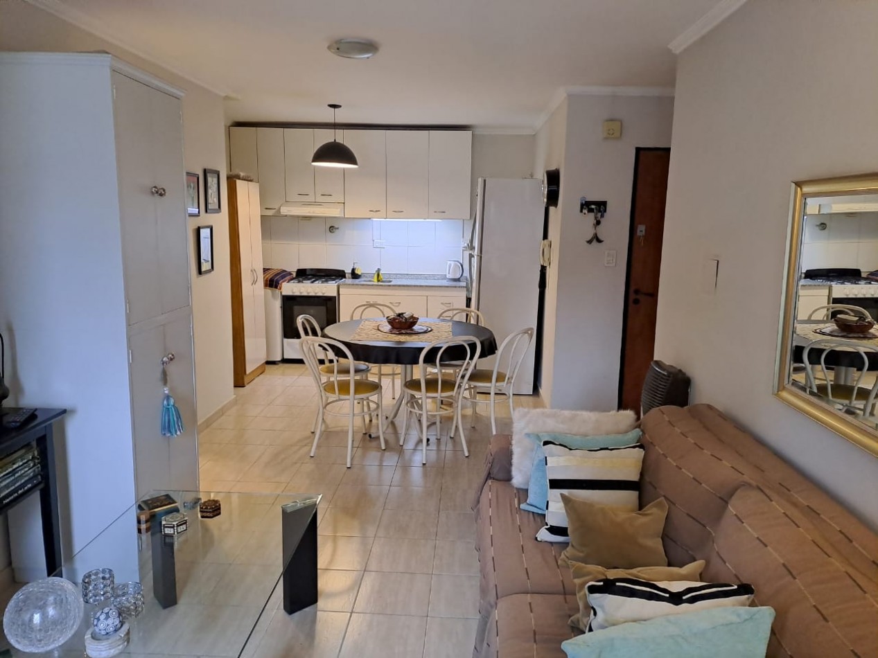En venta hermoso y amplio departamento 1 dormitorio pleno centro 