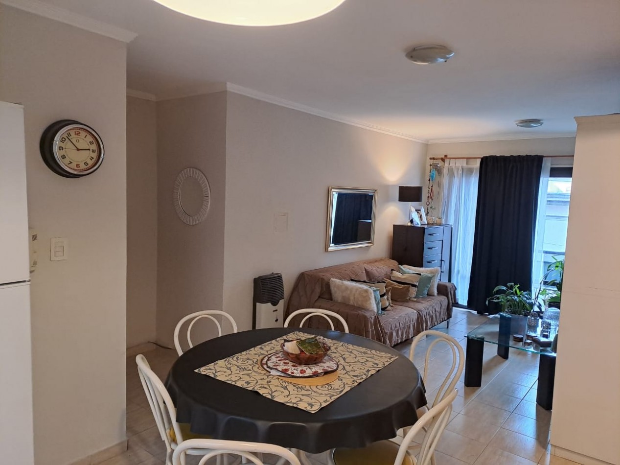 En venta hermoso y amplio departamento 1 dormitorio pleno centro 