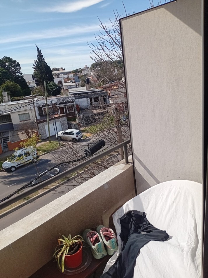 En venta monoambiente calle Racedo 