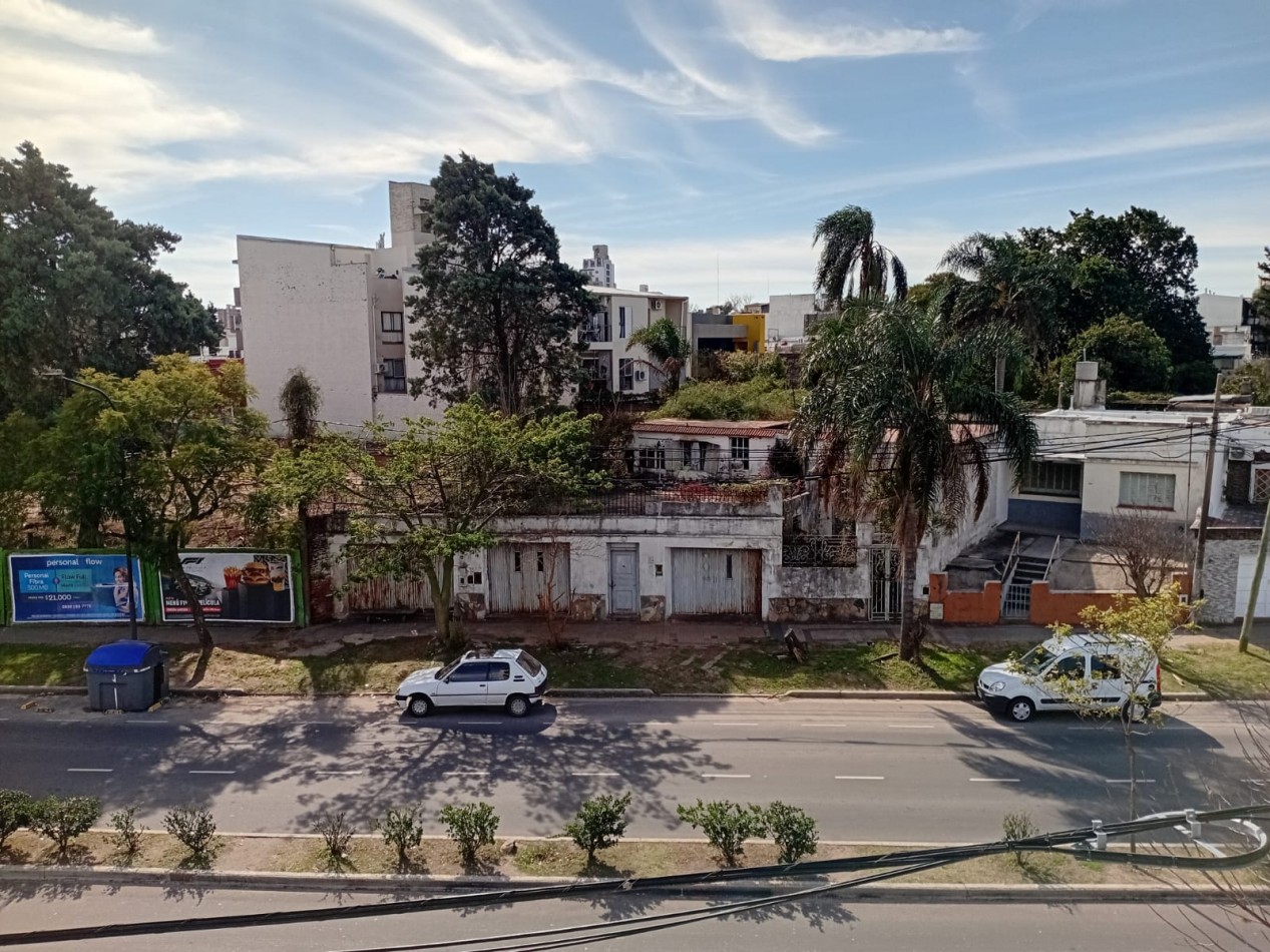 En venta monoambiente calle Racedo 