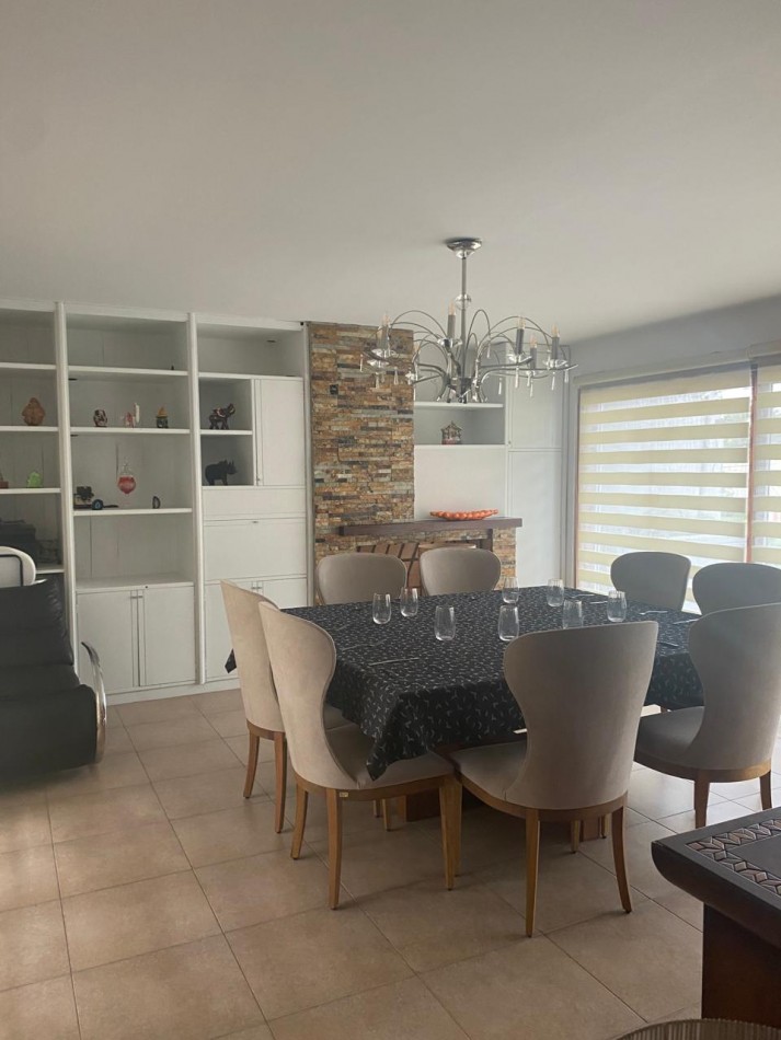 Gran casa en venta.