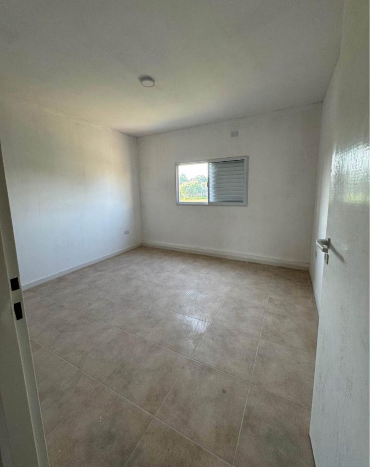 Duplex a Estrenar en complejo cerrado.