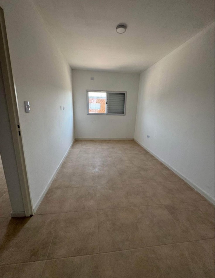 Duplex a Estrenar en complejo cerrado.