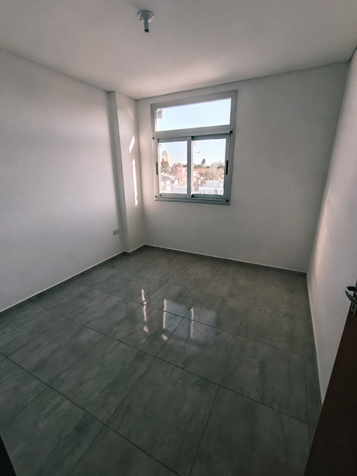 Departamento a estrenar 4to piso 2 dormittorios.