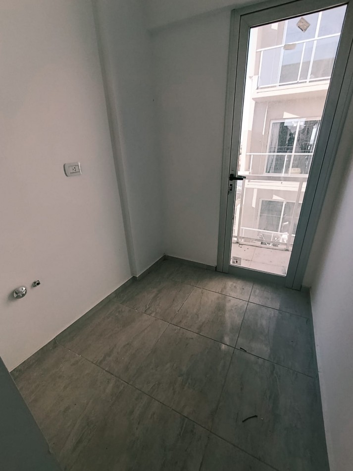 Departamento a estrenar 4to piso 2 dormittorios.