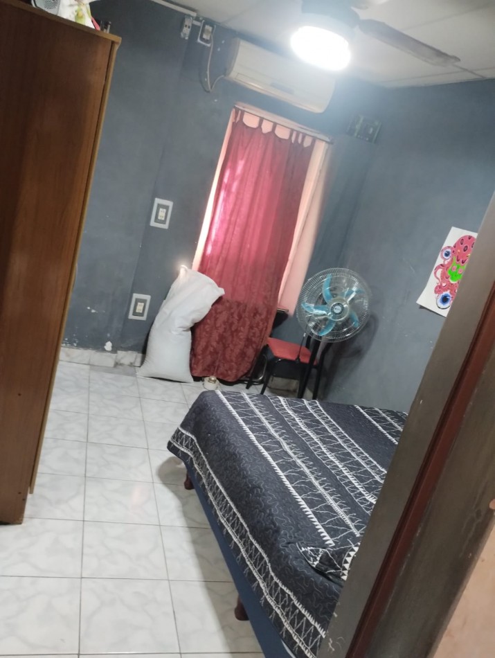 En venta casa con local comercial y departamento 