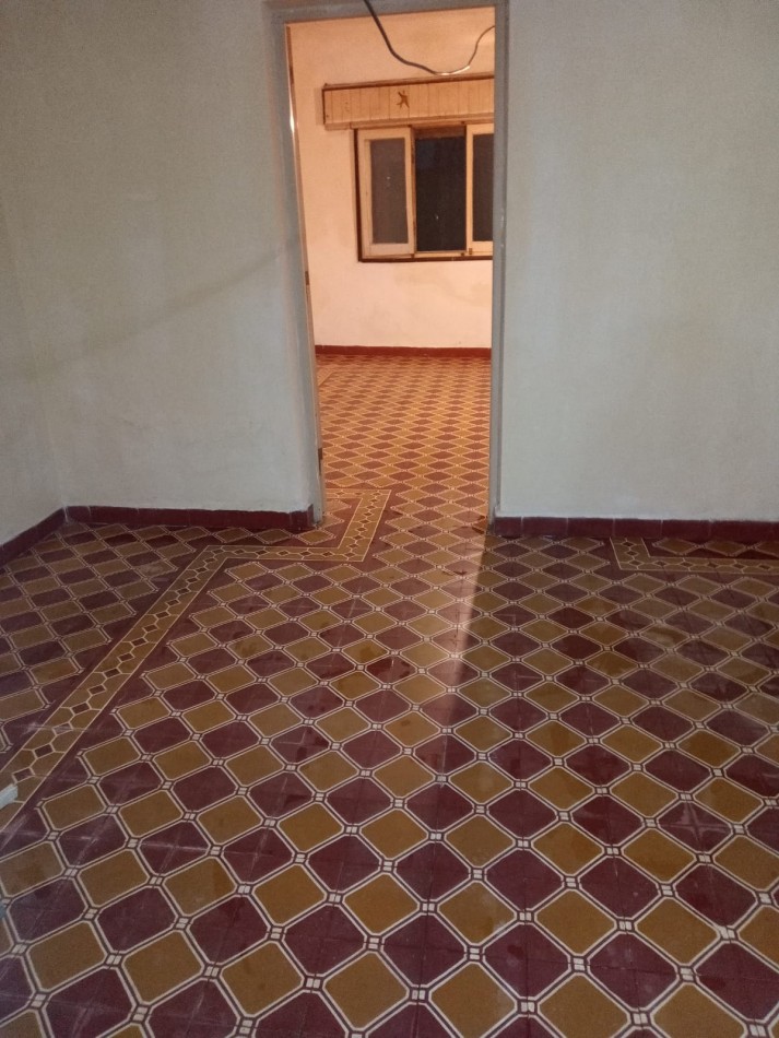 En venta casa con local comercial y departamento 