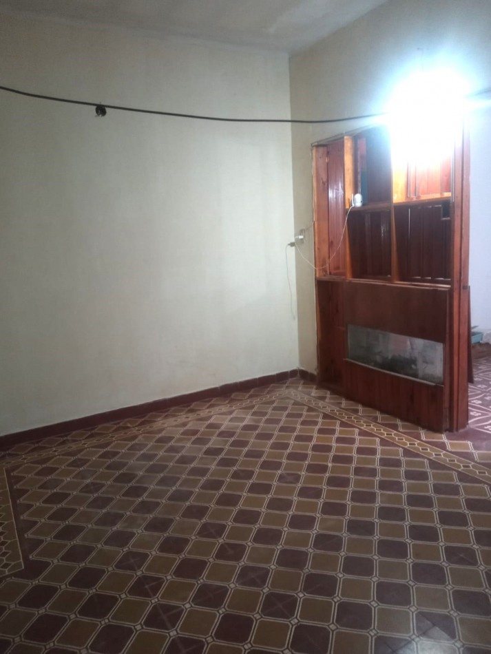 En venta casa con local comercial y departamento 