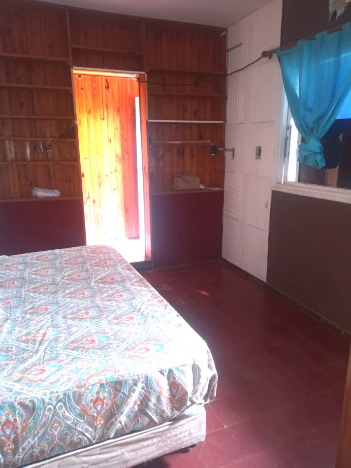 En venta casa con local comercial y departamento 