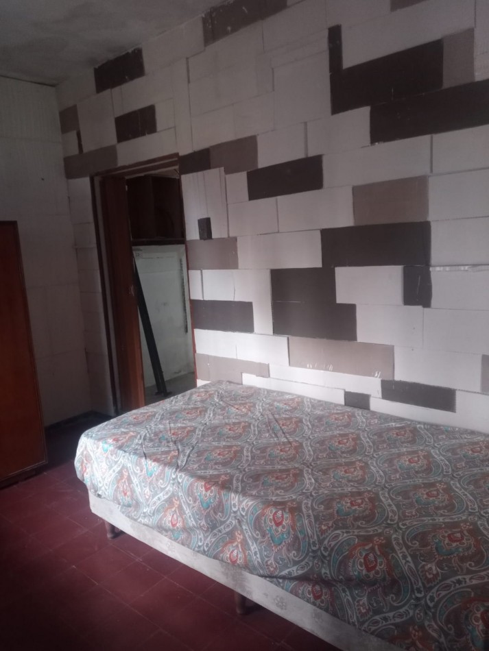 En venta casa con local comercial y departamento 