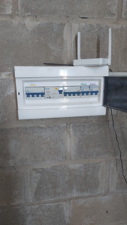 En venta 2 galpones nuevos. 