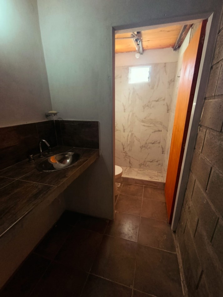 En venta 2 galpones nuevos. 