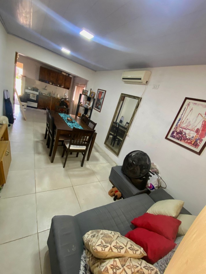 Casa en venta 2 dormitorios refaccionada 