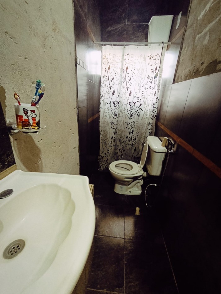 Lote con casa. San Benito