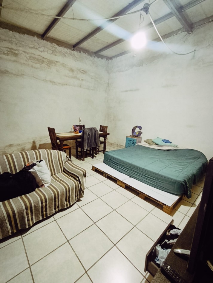 Lote con casa. San Benito