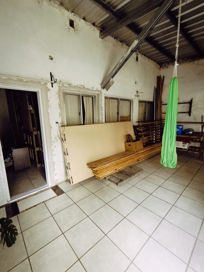 Lote con casa. San Benito