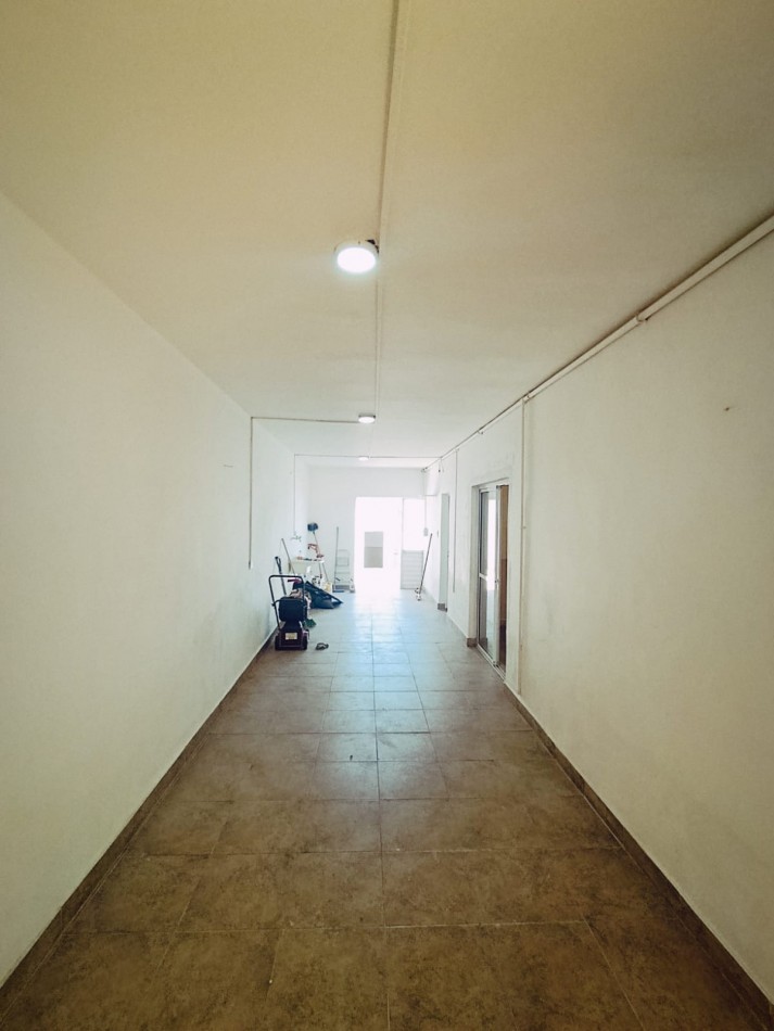 Amplia casa en venta Perfecto Estado.