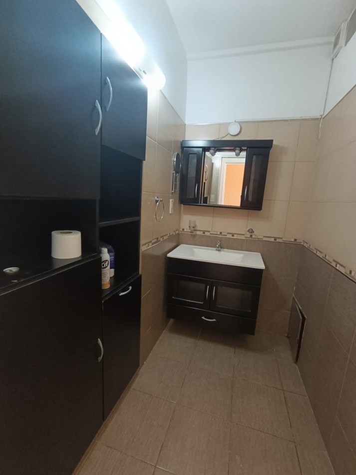 Amplia casa en venta Perfecto Estado.