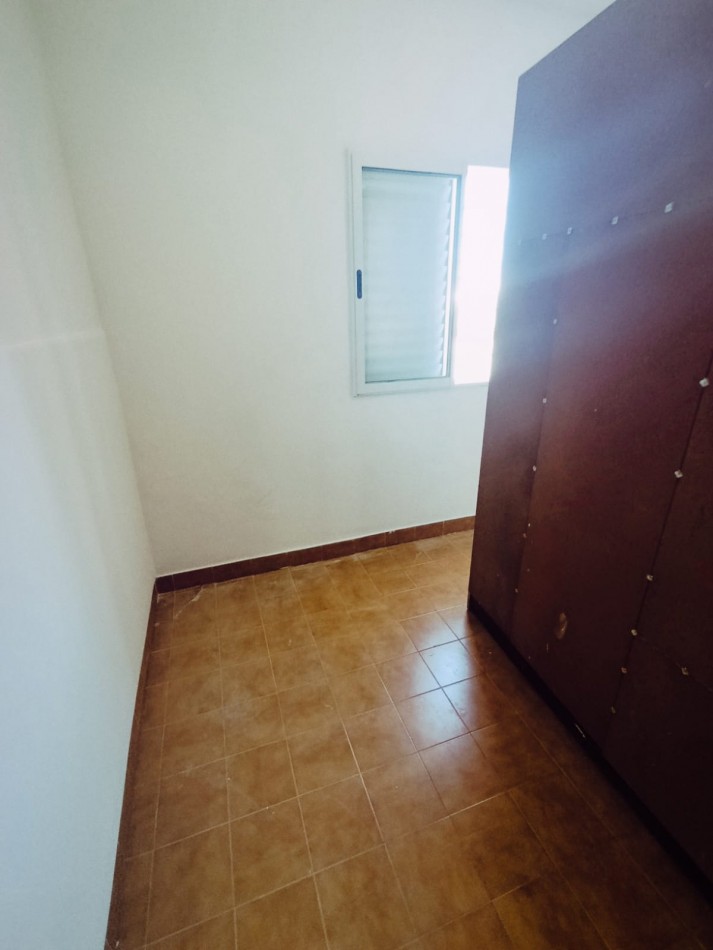 Amplia casa en venta Perfecto Estado.