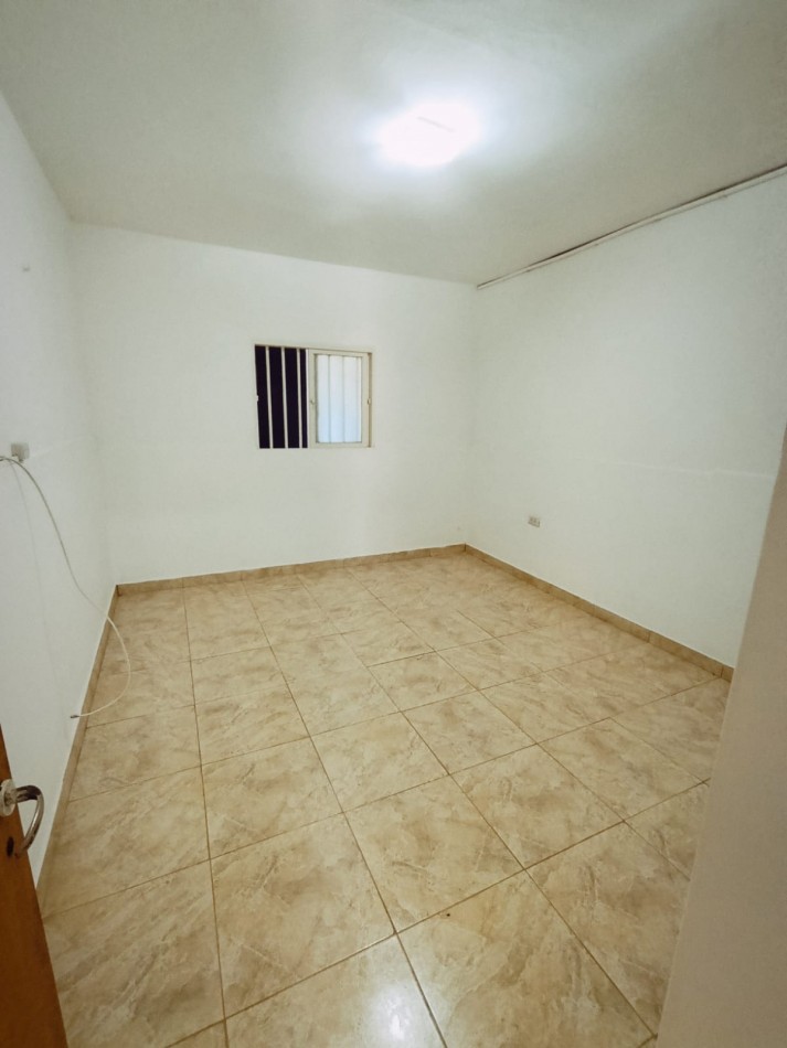 Amplia casa en venta Perfecto Estado.