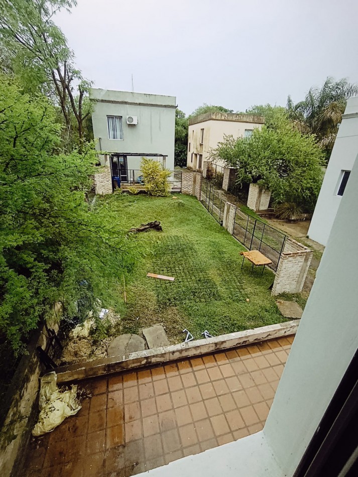 Amplia casa en Complejo  Zona Toma.