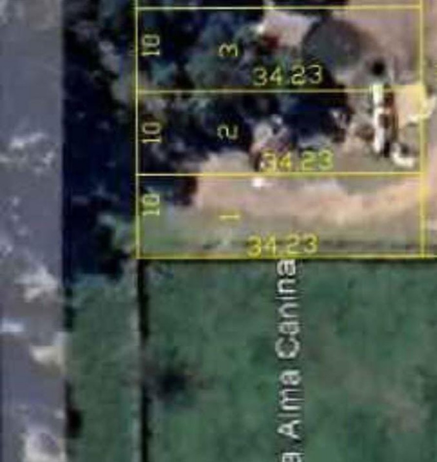 Terreno  de gran tamaño total o dividido excelente zona. 