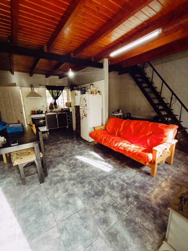 Venta Muy lindo duplex Barrio Solvencia San Benito.