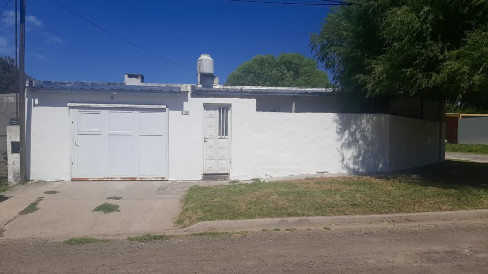 Hermosa casa en esquina Colonia Avellaneda