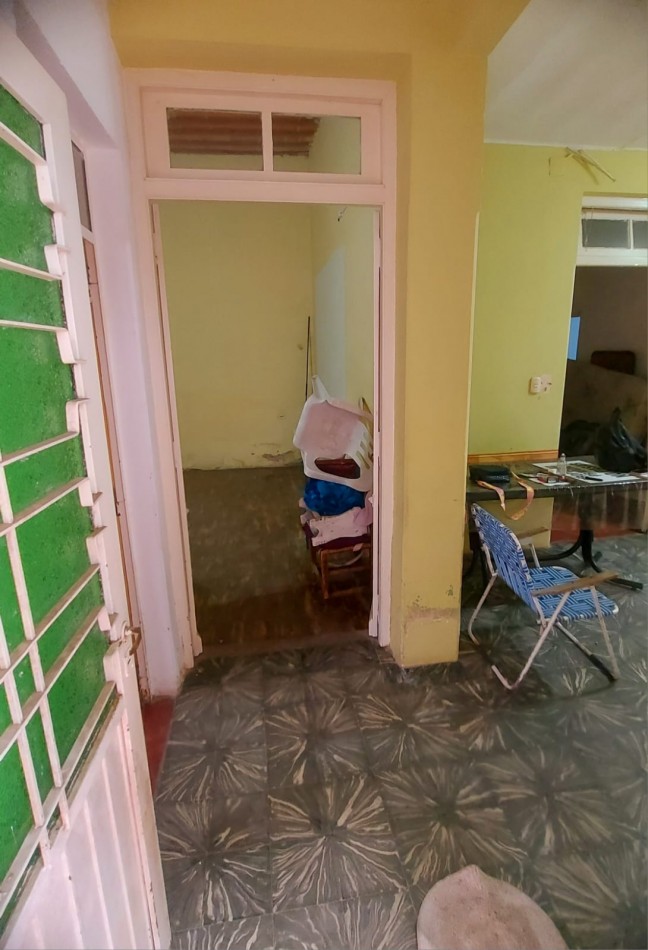 Propiedad en gran terreno para remodelar o Proyecto.