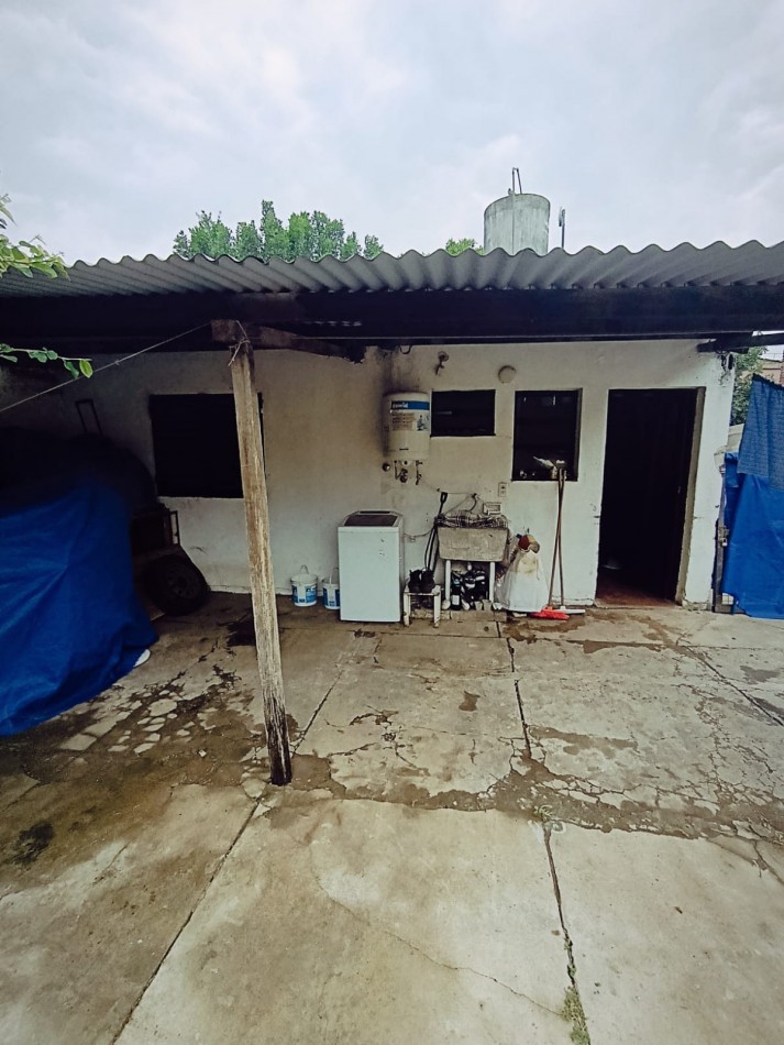 en venta casa dos habitaciones Barrio Parana 14 