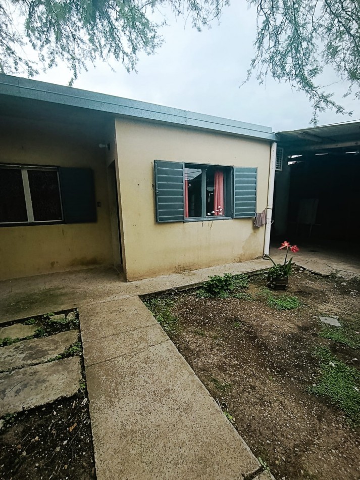 En venta casa 3 dormitorios Colonia Avellaneda 