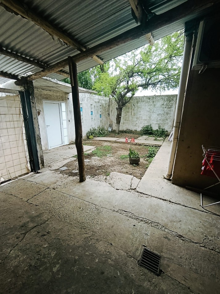 En venta casa 3 dormitorios Colonia Avellaneda 