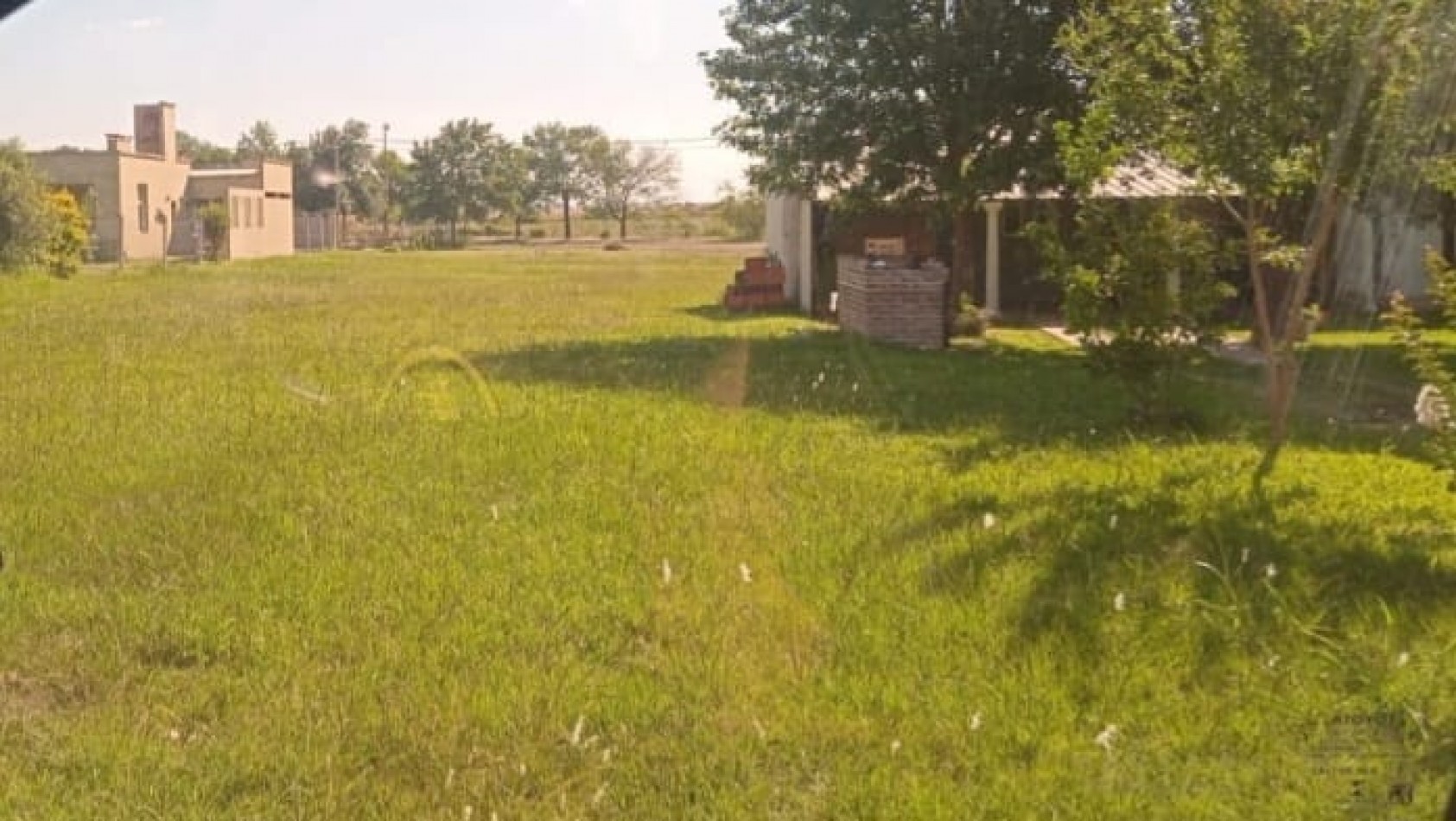 Lote en Altos de ORO VERDE. 