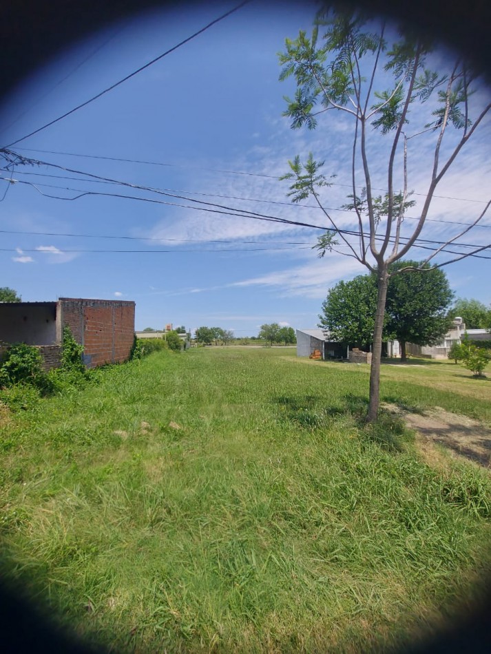 Lote en Altos de ORO VERDE. 