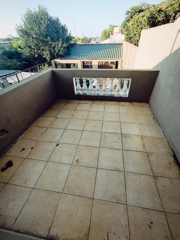 En venta exclusiva y exquisita casa de 3 dormitorios con pileta zona Brown y Grella 