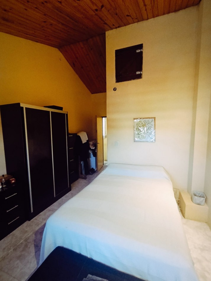 En venta exclusiva y exquisita casa de 3 dormitorios con pileta zona Brown y Grella 