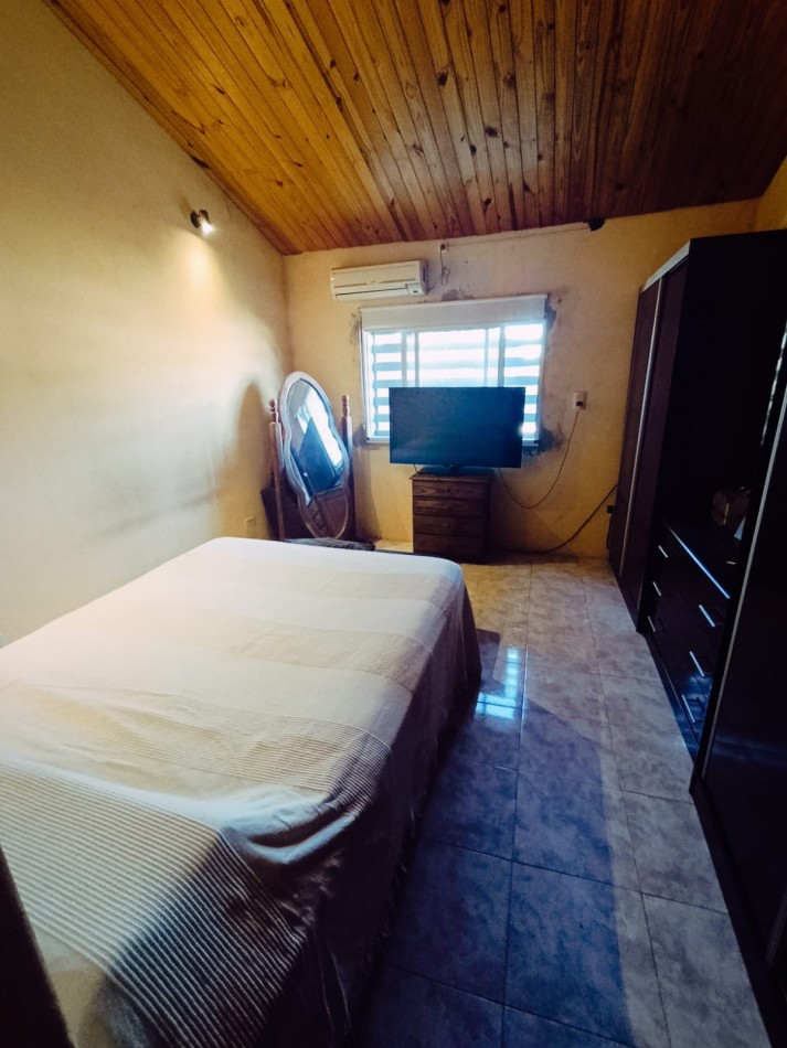 En venta exclusiva y exquisita casa de 3 dormitorios con pileta zona Brown y Grella 