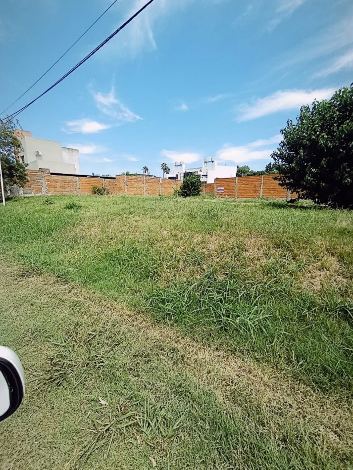 Lote en venta zona de altisimo crecimiento.